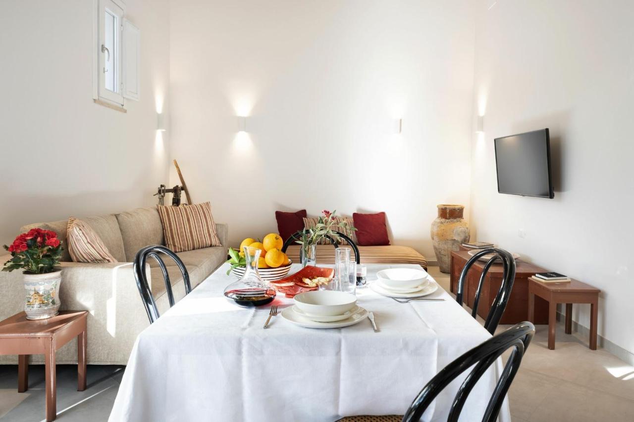Villa Angelina - Charming Rooms & Apartments Trapani Exterior photo