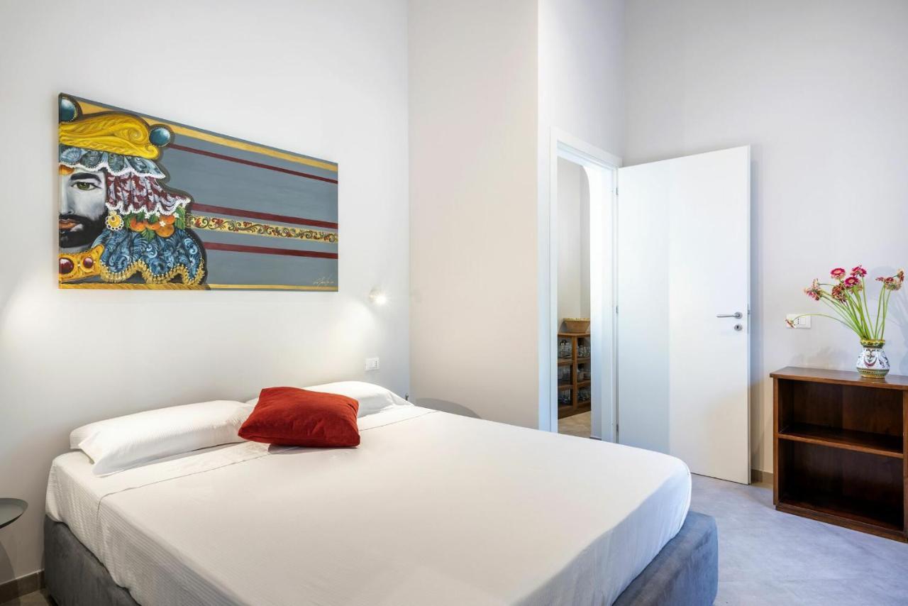 Villa Angelina - Charming Rooms & Apartments Trapani Exterior photo